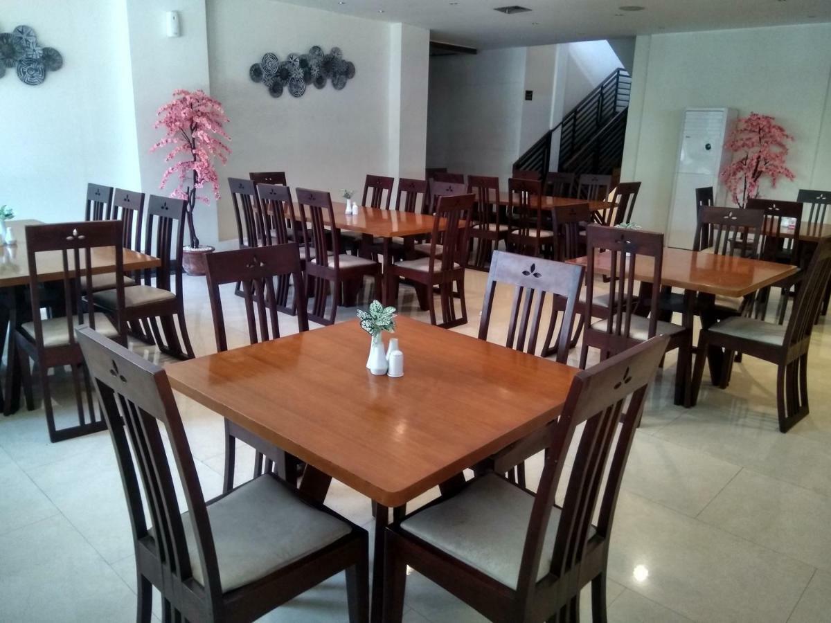 Hotel Baron Indah Surakarta  Экстерьер фото